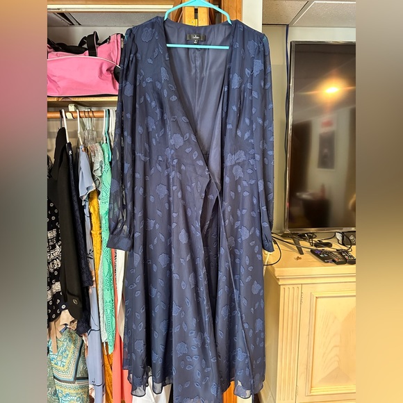 Blue wrap dress from lulus - Picture 2 of 3